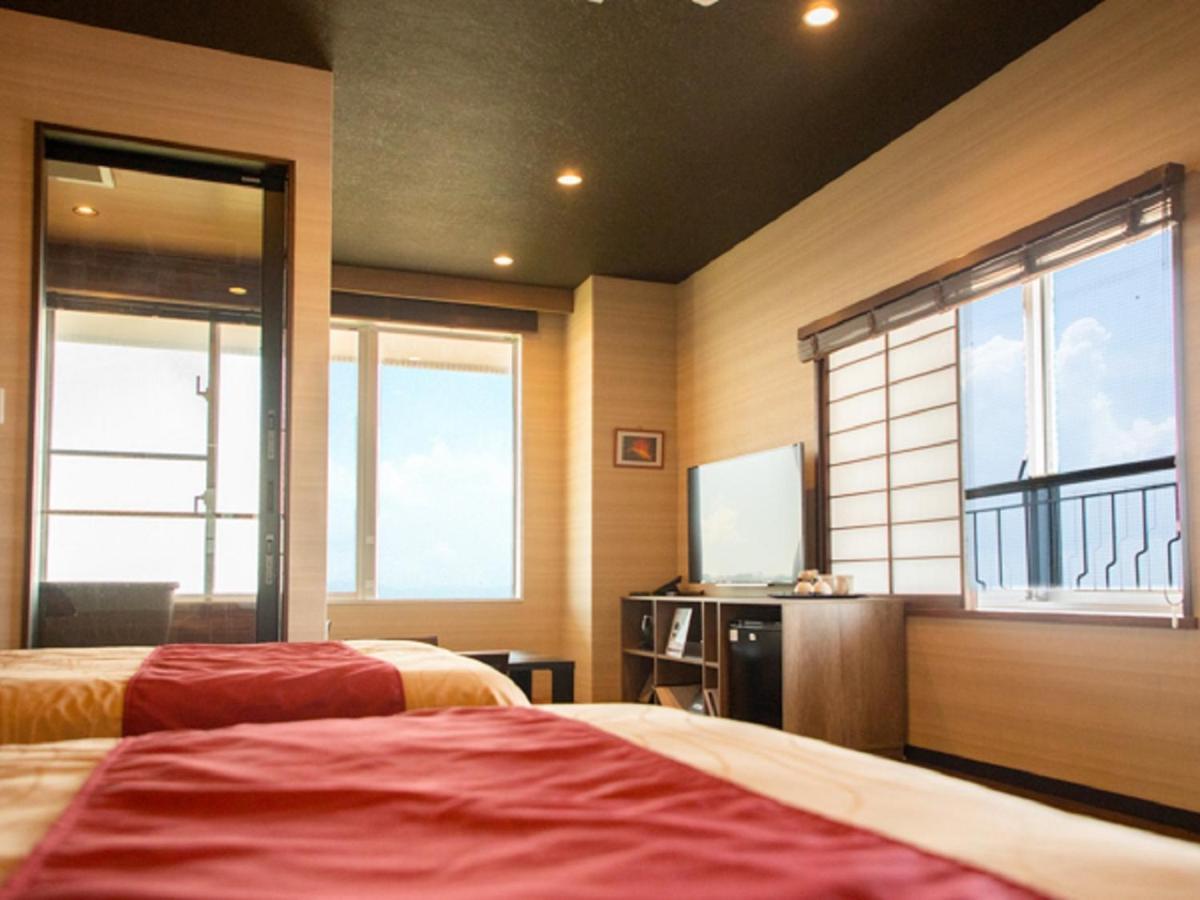 Livemax Sakurajima Sea Front Tarumizu